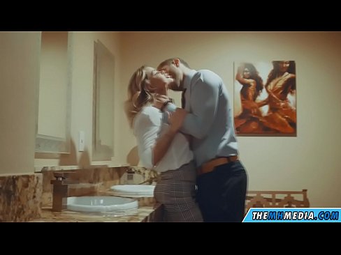 ❤️ Кад те прсата плавуша заведе у јавном тоалету ❤❌ Супер порно на sr.pornochaturbate.ru ☑